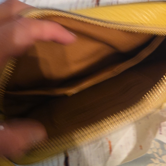 Disney BELLE Coach Yellow Crossbody Bag - Picture 3 of 5